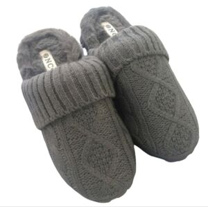 ONCAI Gray Knit Women's House Shoe Neutral Pajama Night Shoes Slippers NWT